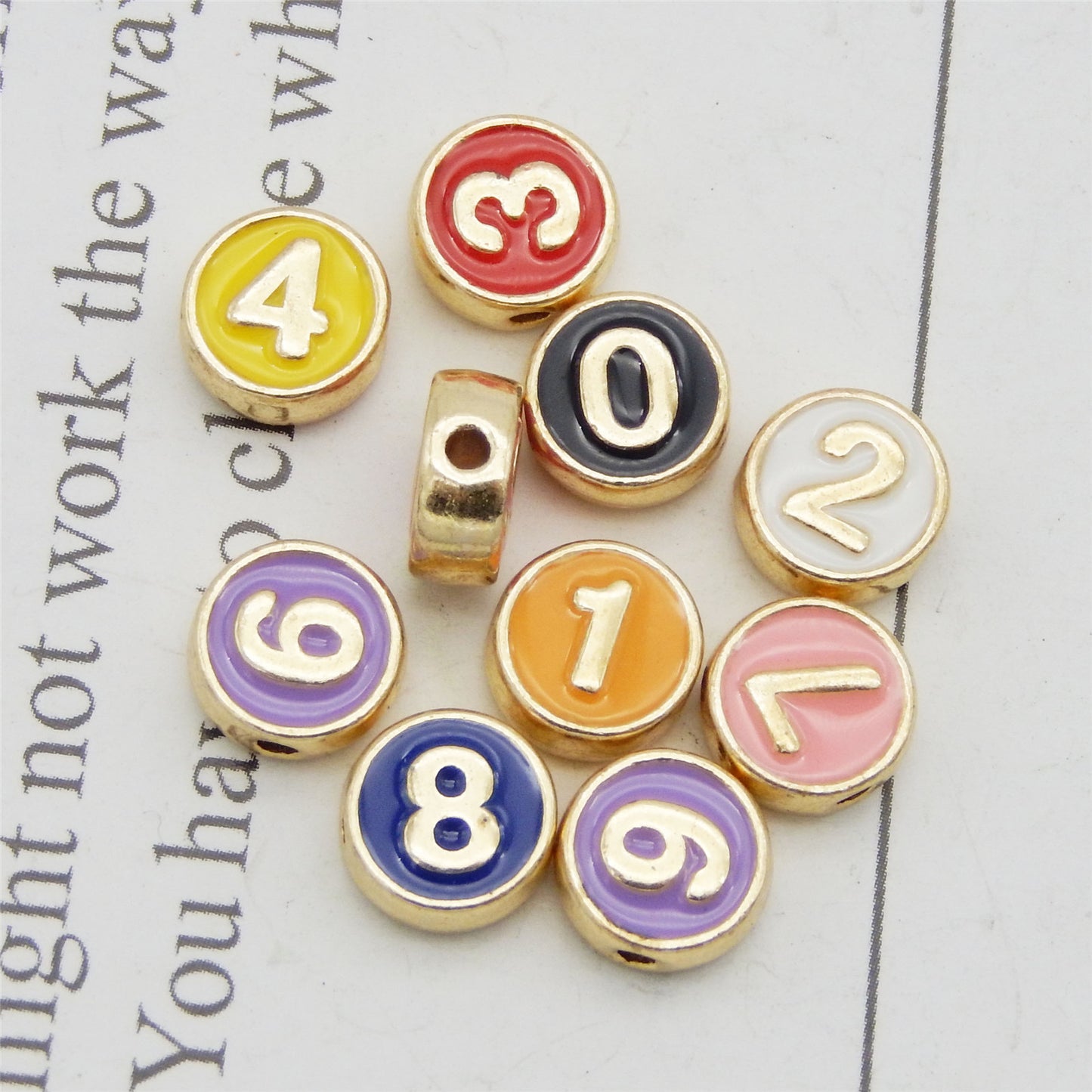 30 Pieces Round Letter Beads 0-9 Number Enamel Spacer Beads Multicolour Alphabet Pendents Beads for DIY Jewelry Bracelet Necklace Crafts Making